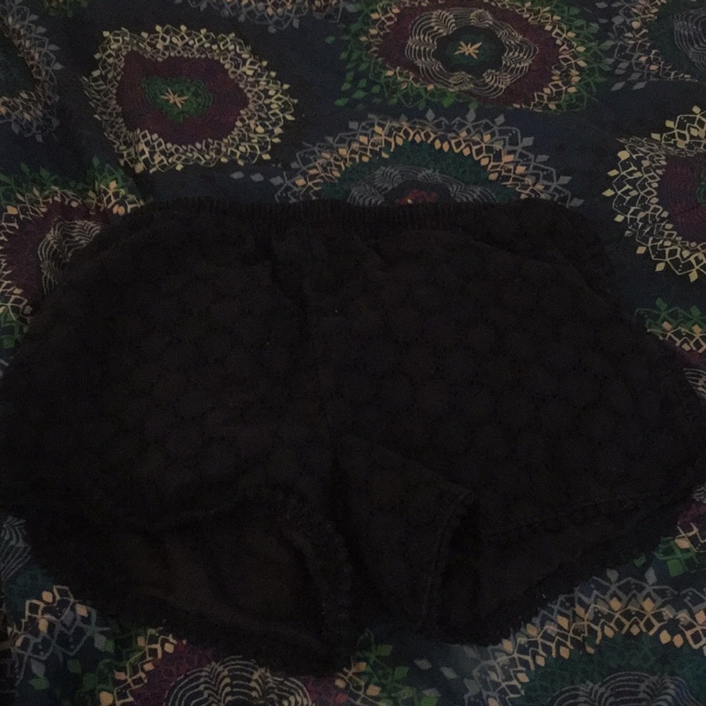 Drawstring shorts - Picture 4 of 4